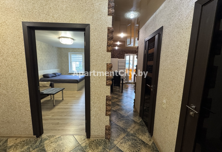 Квартира на сутки улица Фатина 4а